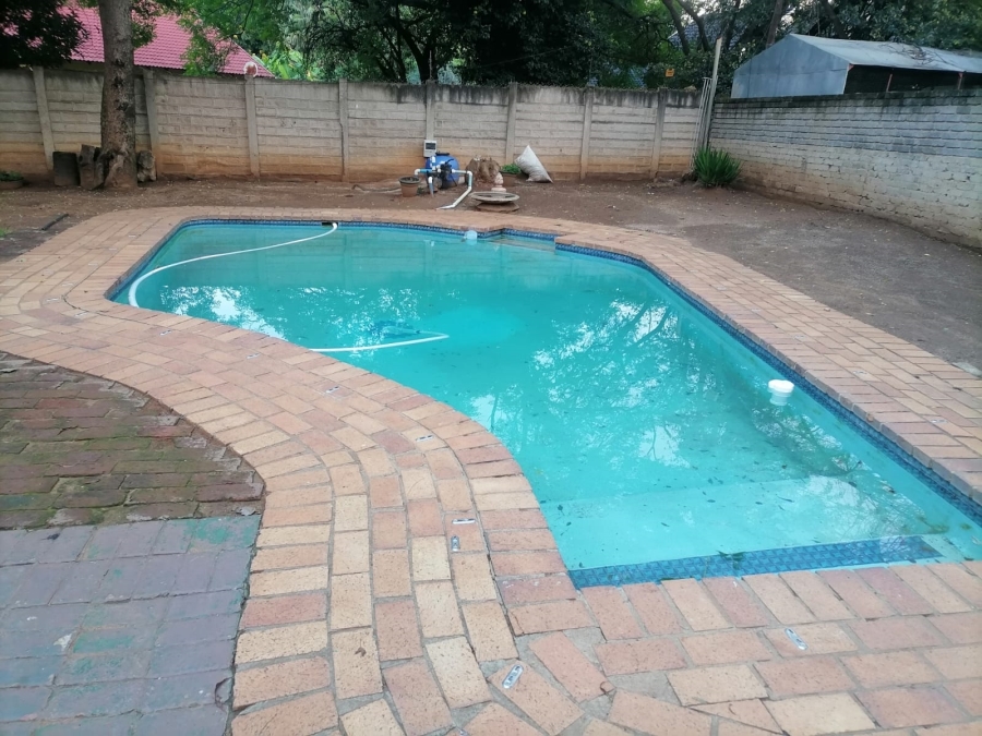 4 Bedroom Property for Sale in Geelhoutpark North West